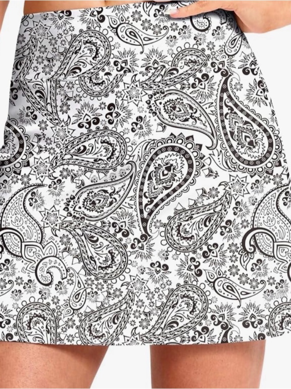 Viodia White-Black Paisley Skort NWT M